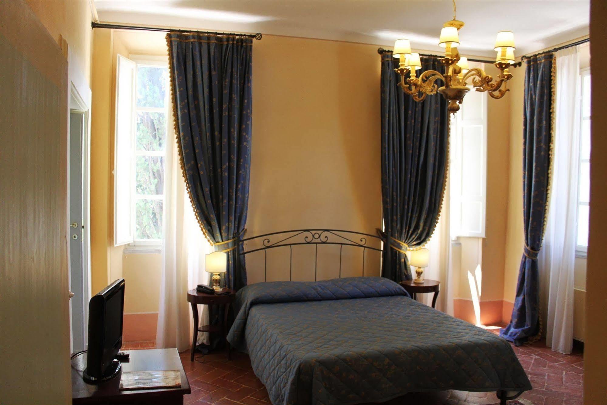 Villa Rinalducci ファーノ エクステリア 写真